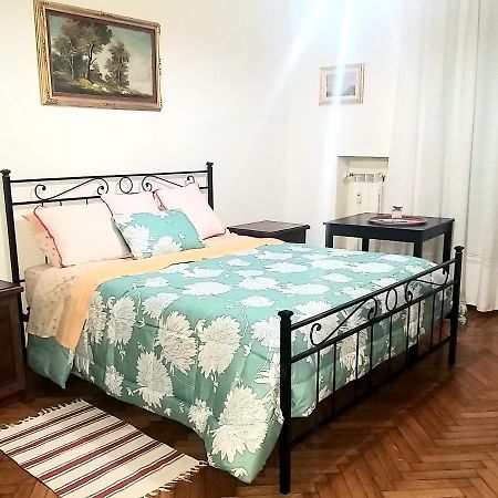 ローマ Amico Del Sole Bed & Breakfast エクステリア 写真